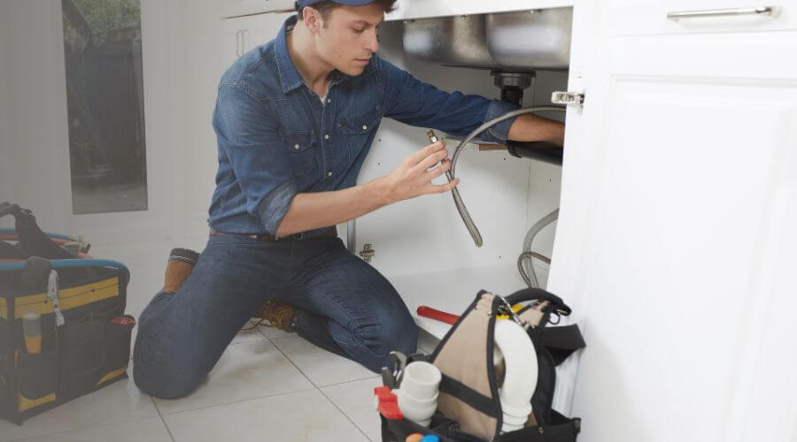 Expert burst pipe repair services in Fairfax, OK